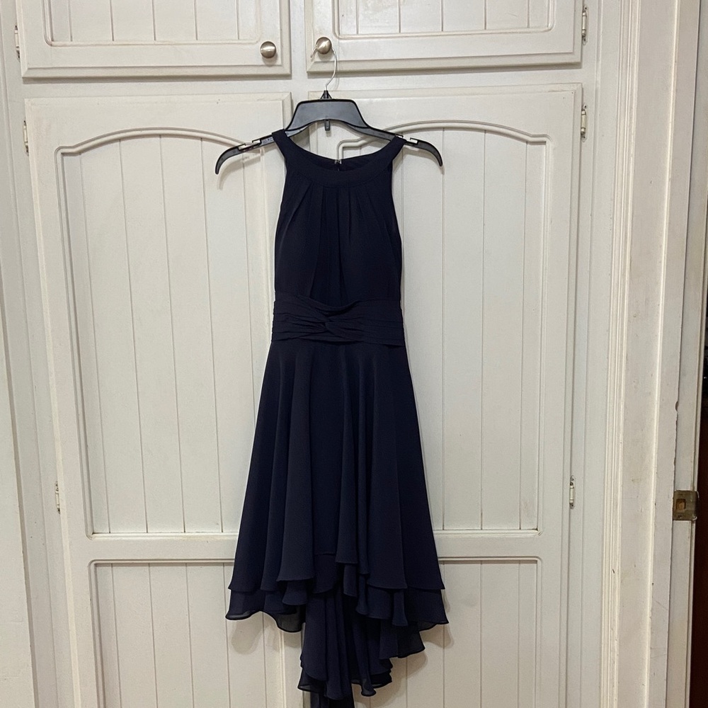 Elegant Navy Blue Sleeveless Dress